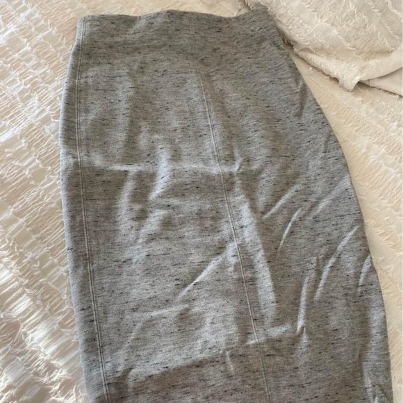 Wilfred Pencil Skirt - Picture 2 of 2